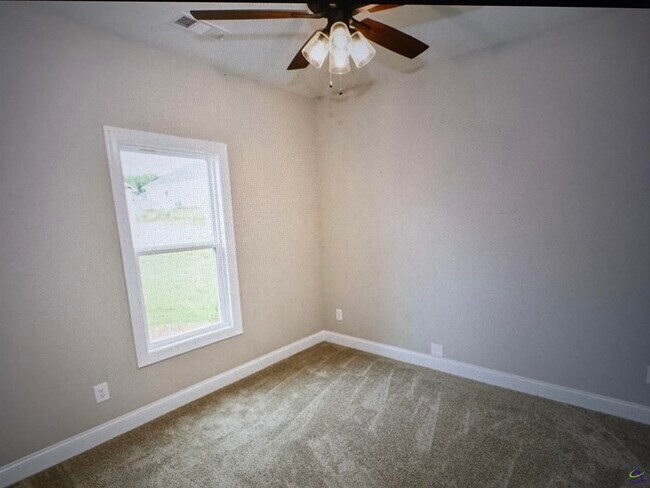 Building Photo - 104 Sutter Butte PL