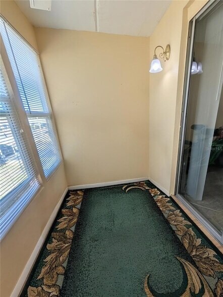 Building Photo - 11620 Park Blvd