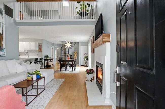 Building Photo - 430 Feyston Ct