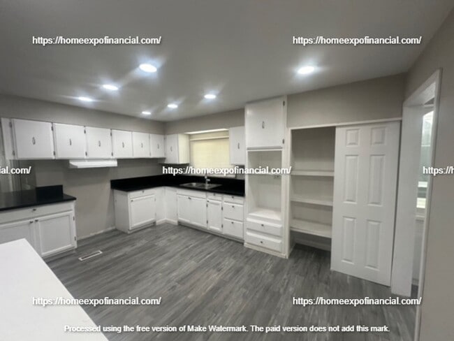 Building Photo - Nice Home For Rent
