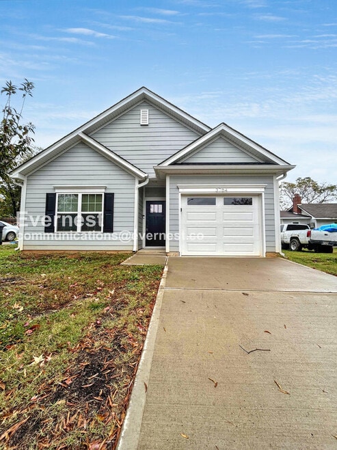 Building Photo - 3754 Glenwood Dr