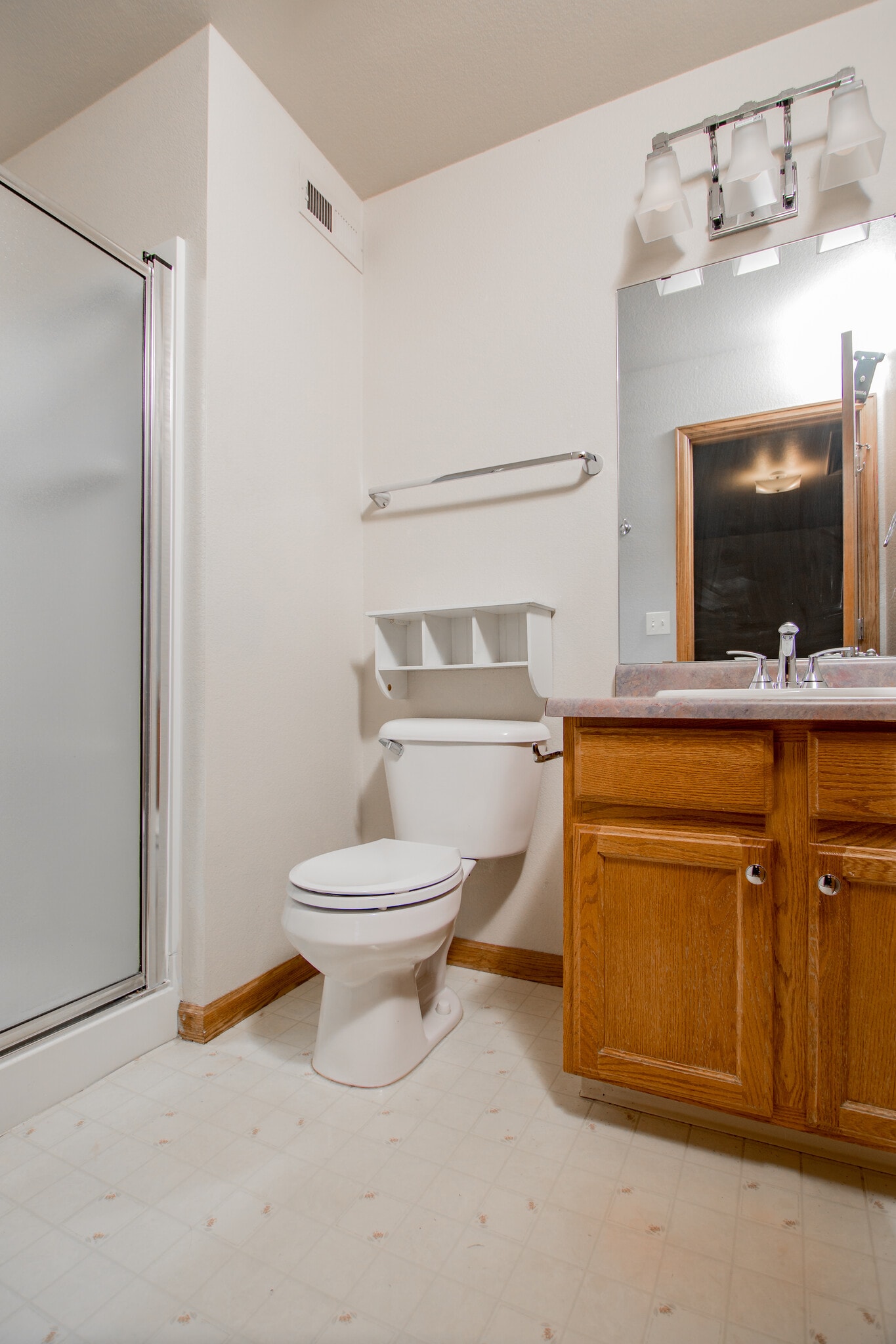 2nd Bedroom - 1115 W Swallow Rd