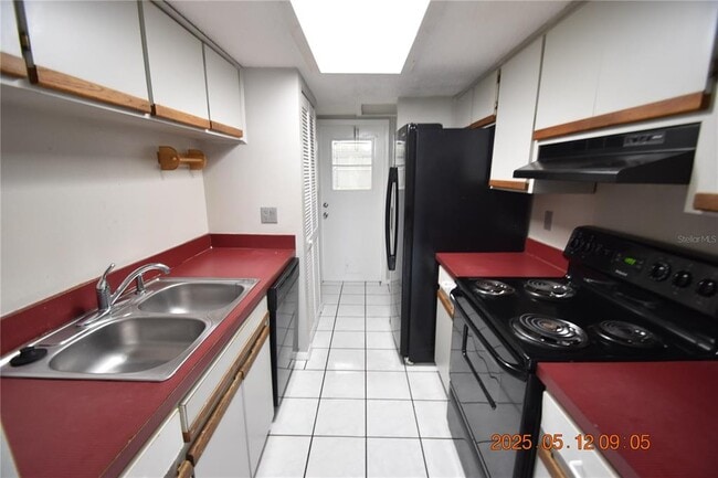 Building Photo - 2501 E Stanley Matthew Cir