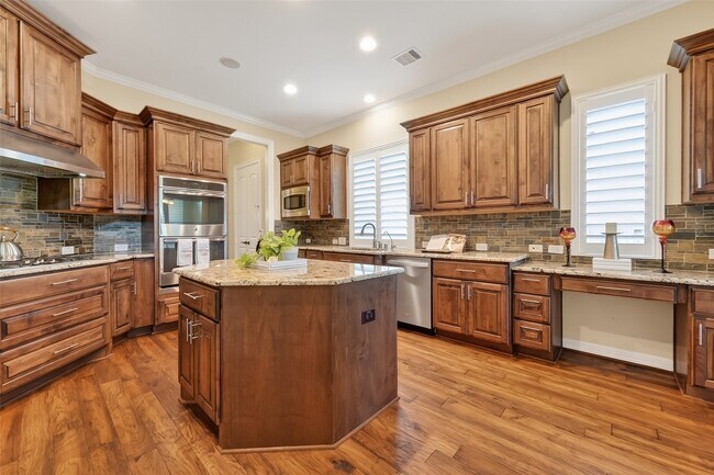 Building Photo - 28423 Tall Juniper Hill Dr