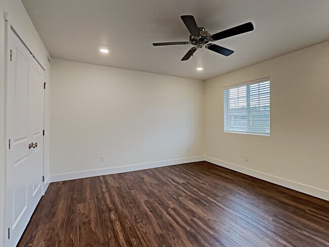 Building Photo - 17612 42nd Avenue Court E