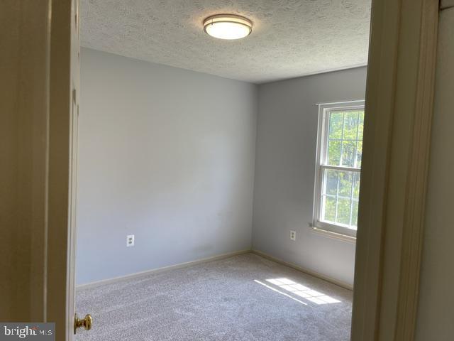 Building Photo - 8583 Wheatfield Way