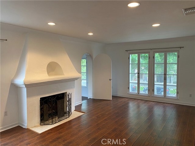 Building Photo - 1028 S Crescent Heights Blvd