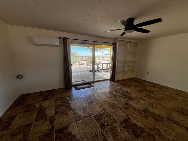 Building Photo - For Rent – Private Desert Retreat in Wonde...