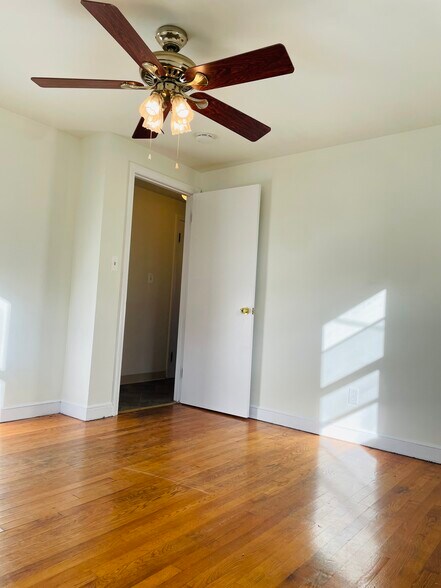 Building Photo - 29 Lannen St