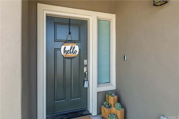 Building Photo - 655 Catala Wy