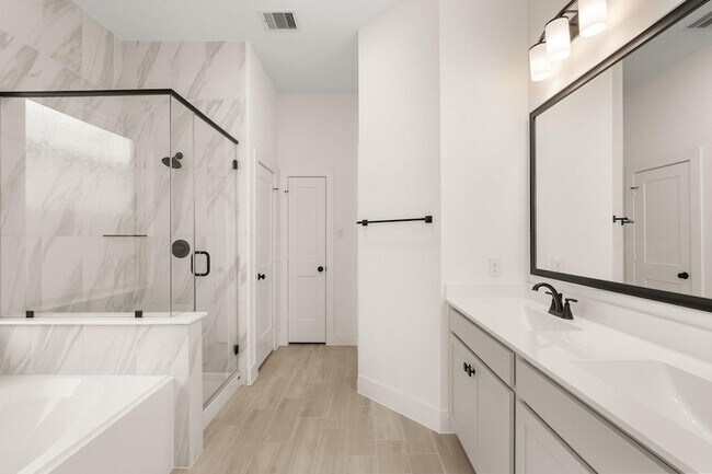 Building Photo - 295 Mallards Rim Dr