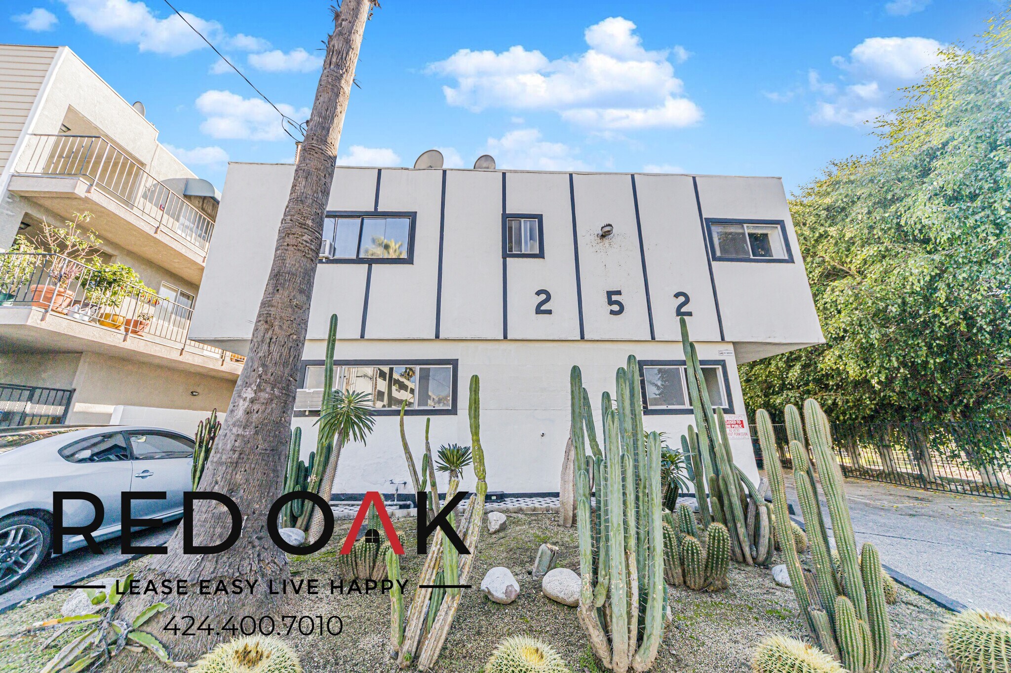 Building Photo - 252 W Elm Ave