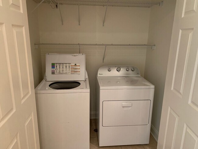 Building Photo - AVAILABLE NOW