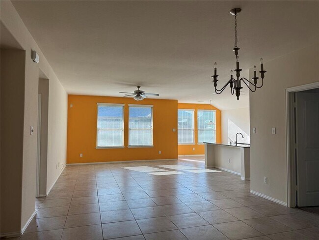 Building Photo - 235 Stoneroller Dr
