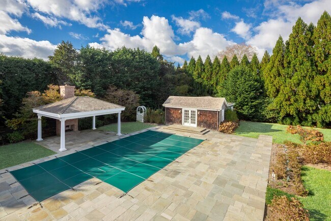 Building Photo - 63 Meadowmere Pl