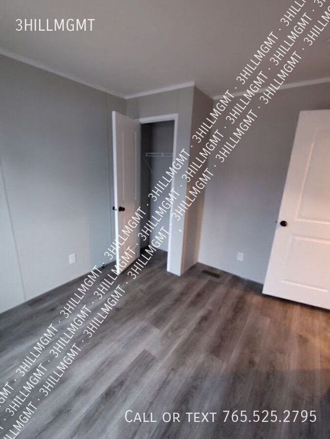 Building Photo - 5600 W Kilgore Ave