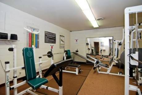 Building Photo - 6325 N Sheridan Rd