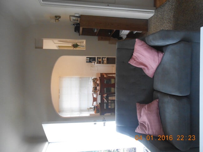 Building Photo - 737 Leff St