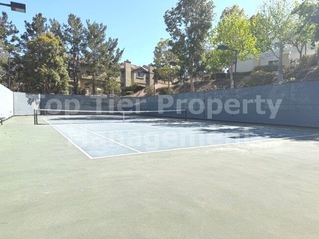 Building Photo - ***Dual-Primary 2 bed / 2 bath Condo in Carmel Valley - Available NOW***