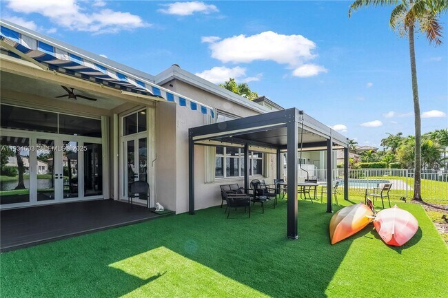 Building Photo - 5046 SW 162nd Ave