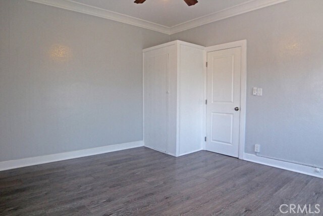 Building Photo - 3111 Kenwood Ave