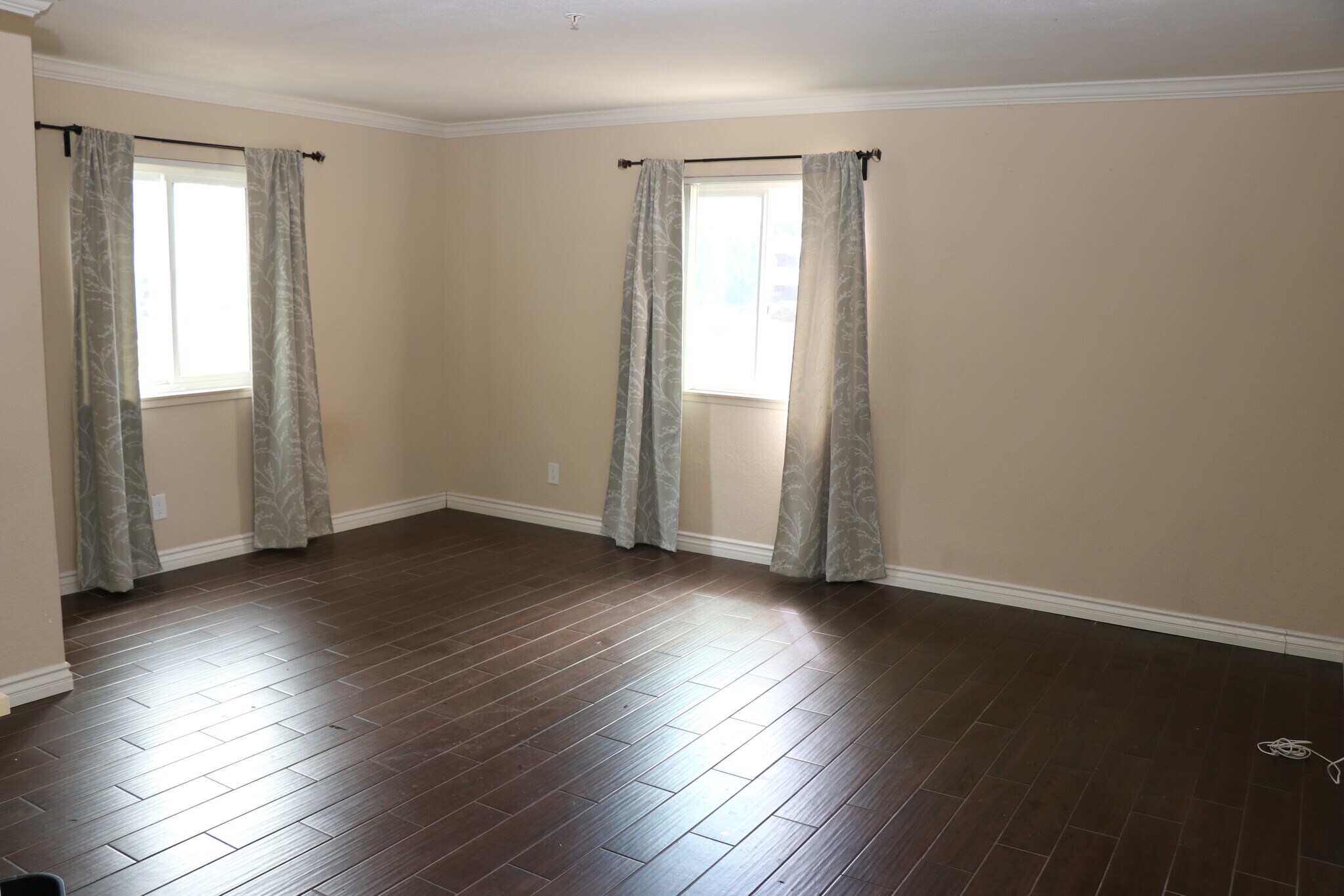 Open Concept Living Room - 8889 Caminito Plaza Centro
