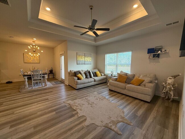 Building Photo - Pensacola - Kaheeley Ridge - 4 bedroom, 3 bathroom