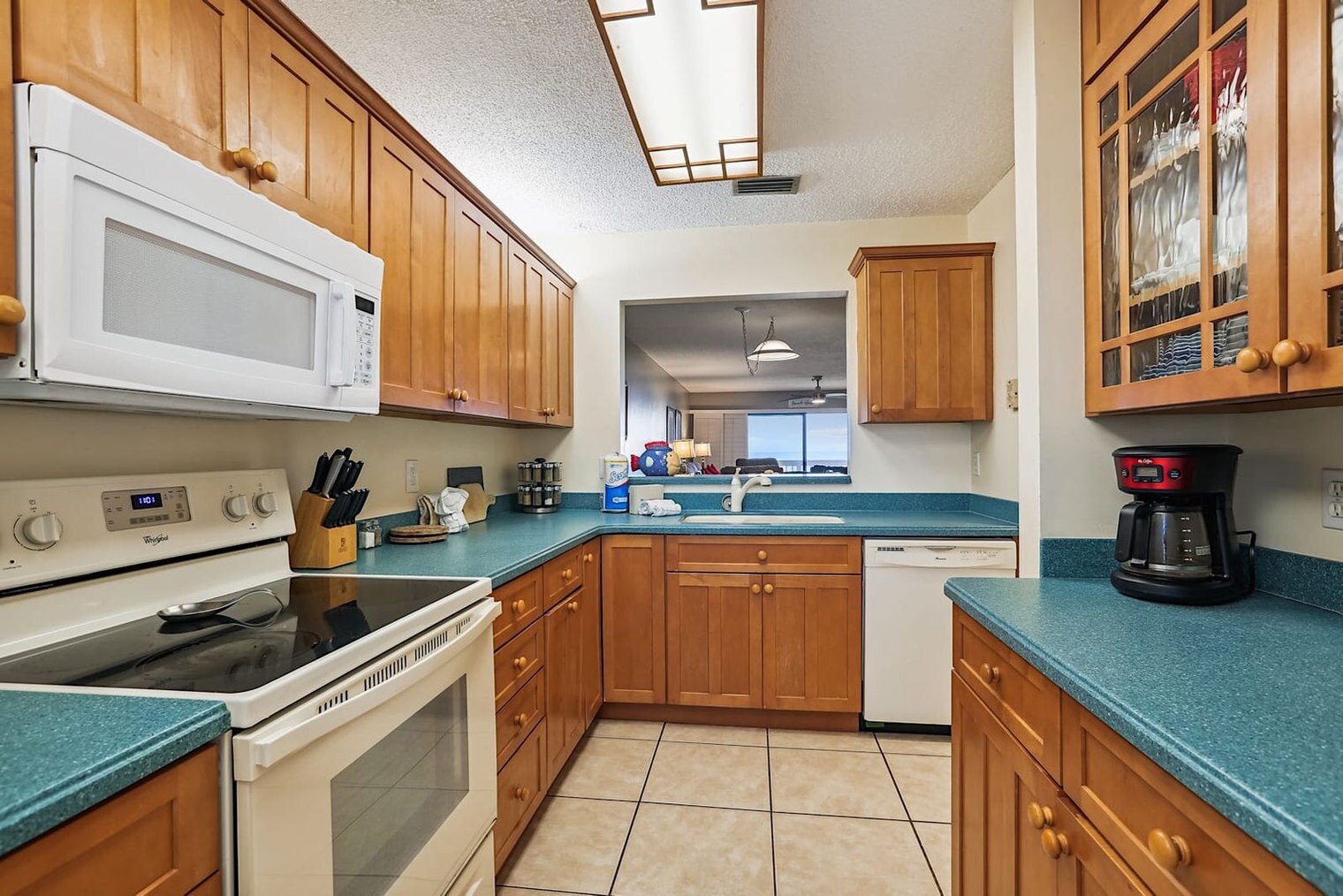 Building Photo - 6100 A1A S