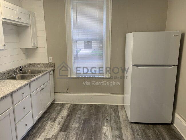 Building Photo - 1110 Jefferson St