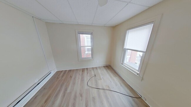 Building Photo - 411 W Broadway