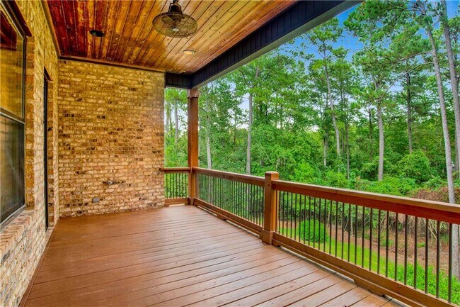 Building Photo - 7256 Atlanta Cir