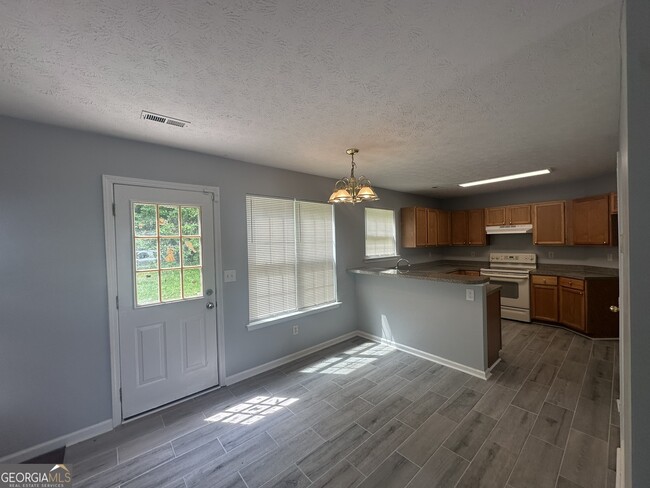 Building Photo - 2877 Partin Pl