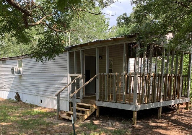 Building Photo - APPROVED SECTION 8 VOUCHERS APPLY NOW! Rent this 3 Bedroom in Trenton!