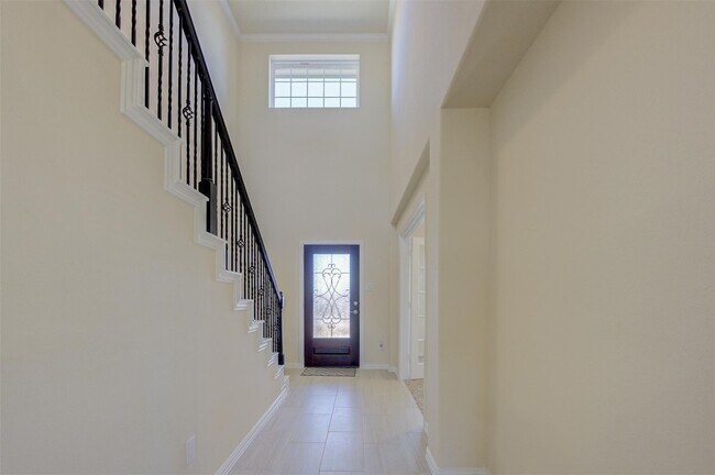 Building Photo - 10902 Granite Chief Dr