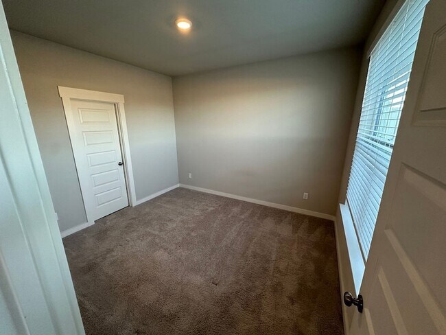 Building Photo - 717 Mickelson Wy