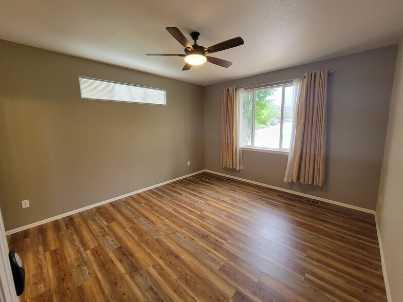 Building Photo - 2501 Bar Harbor Dr