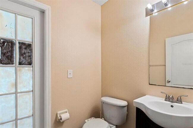 Building Photo - 1315 Loretto Cir