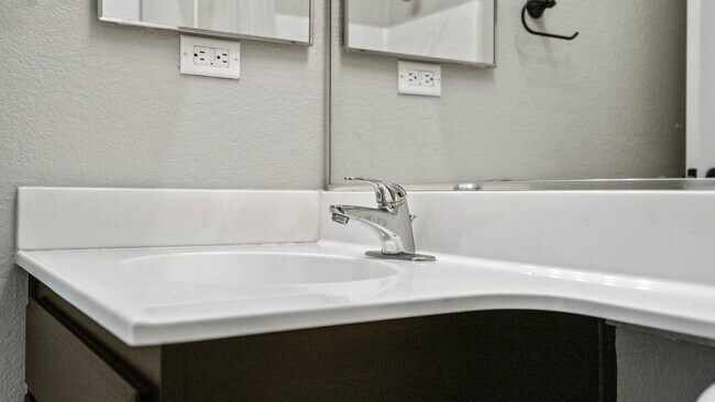 Building Photo - 79925 Corte Calero