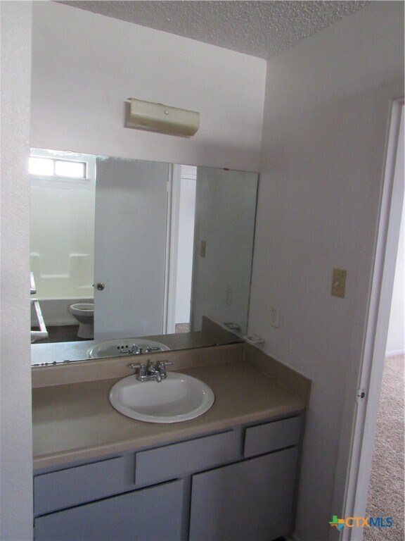 Building Photo - 2603 Bermuda Dr