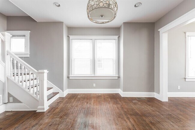 Building Photo - 1144 Churchman Ave