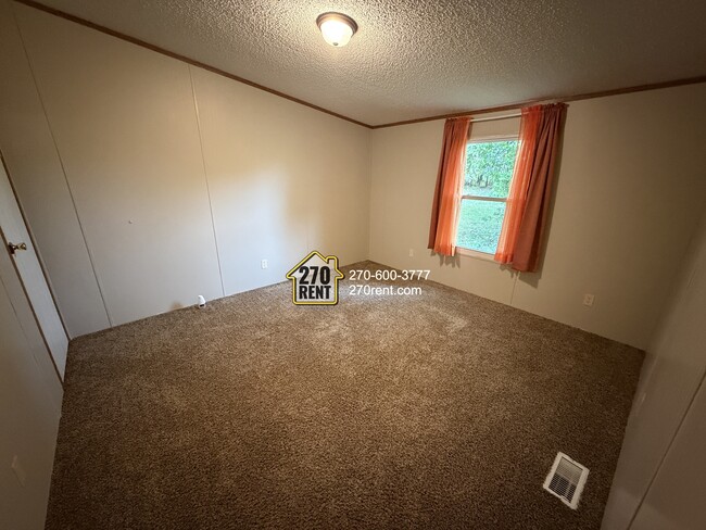 Building Photo - 1865 Liberty Rd