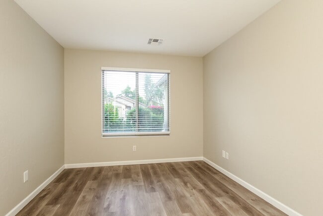 Building Photo - 6034 Castano Dr