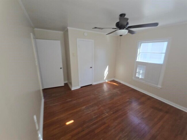 Building Photo - 1795 Euclid St