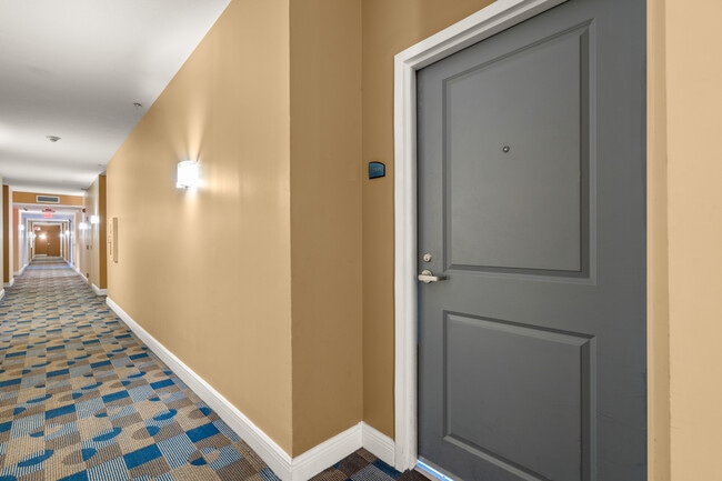 Building Photo - 1250 S Miami Ave