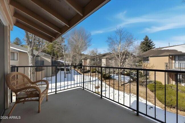 Building Photo - 3200 S Litzler Dr