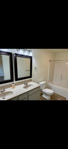 Building Photo - 135 Bald Cypress Ct