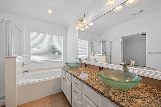 Building Photo - 12214 Doe Meadow Dr