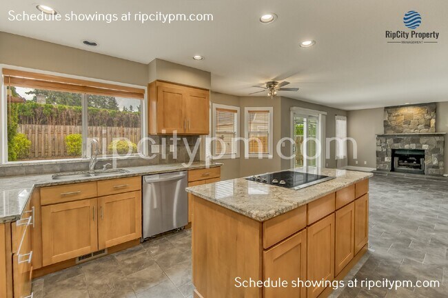 Building Photo - Beautiful 4 Bed/2.5 Bath Home in Tualatin!