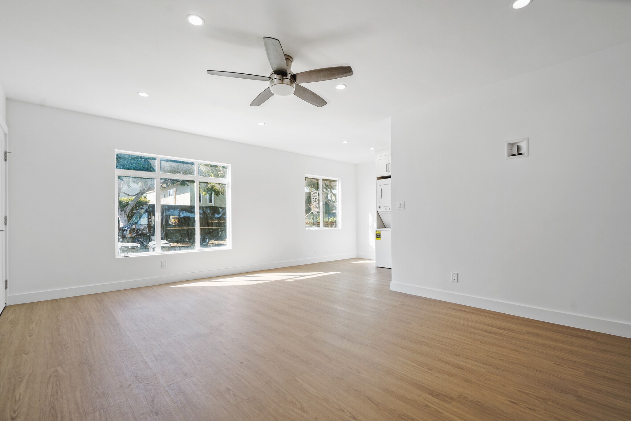 Living Room - 920 Marine St