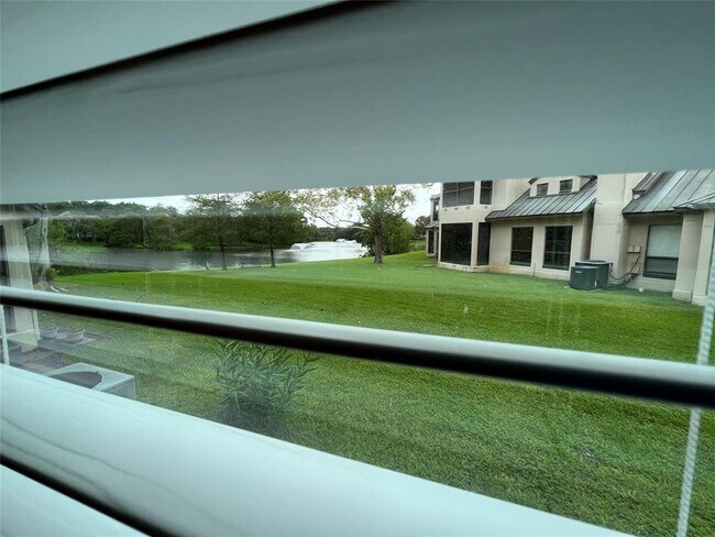 Building Photo - 4144 Greystone Way